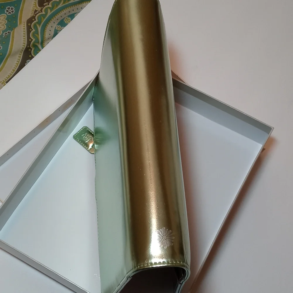 Metallic Green Binder Only